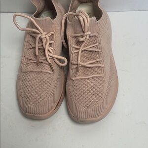 Women's Athletic Shoes in Tan